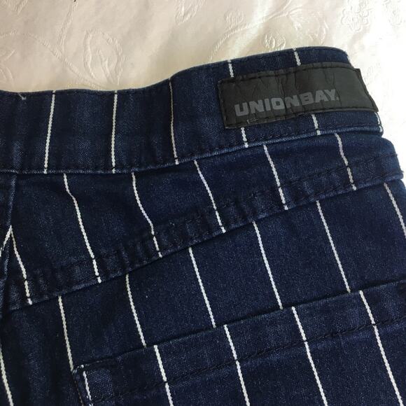Unionbay Chloe Striped Shorts Blue White Juniors 5 - Picture 12 of 16